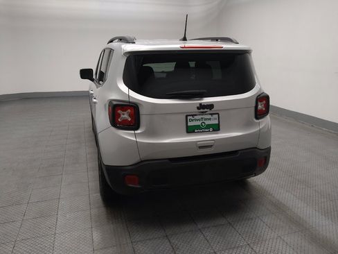 Used 2020 Jeep Renegade Altitude FWD image 6