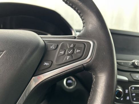 Used 2022 Chevrolet Equinox LT image 10