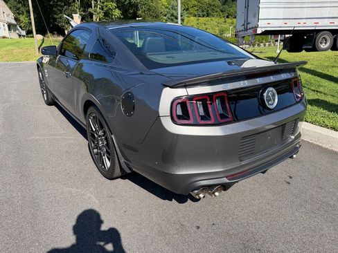 Used 2013 Ford Mustang Shelby GT500 RWD image 3