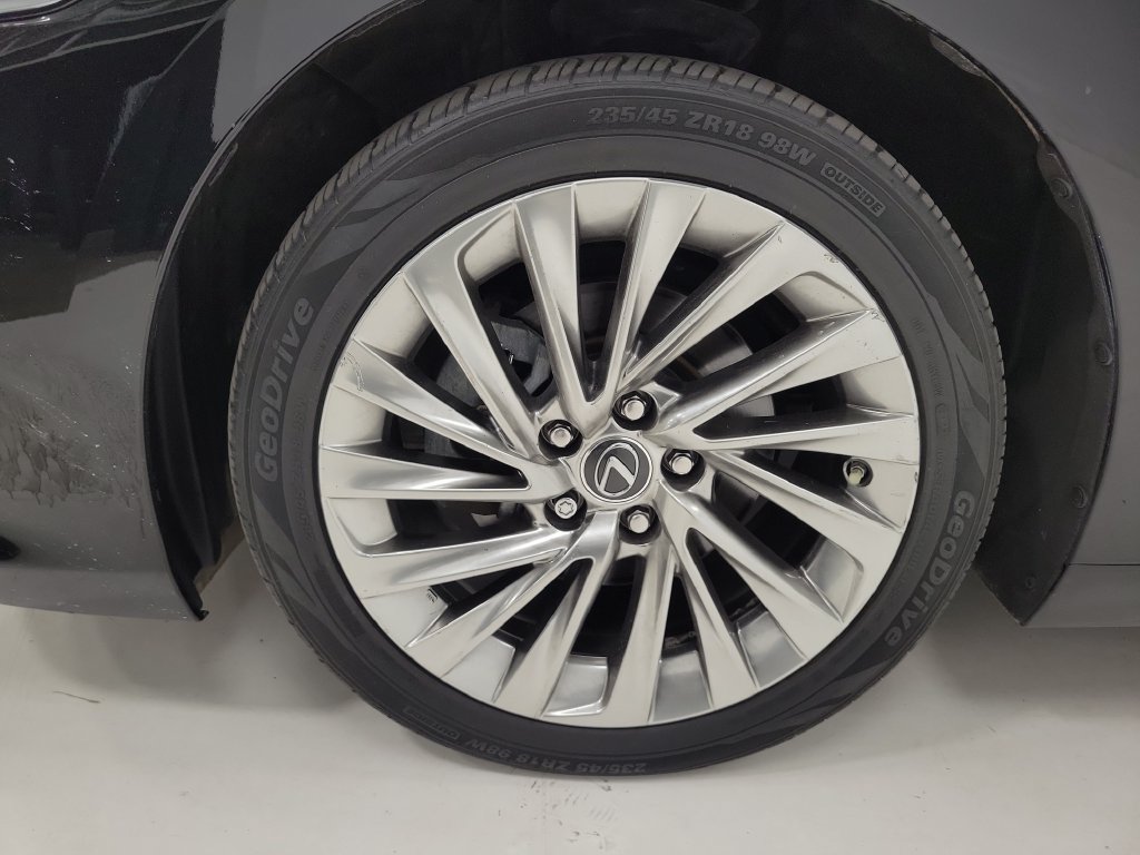 Used 2020 Lexus ES 350 w/ Accessory Package 2 FWD image 6