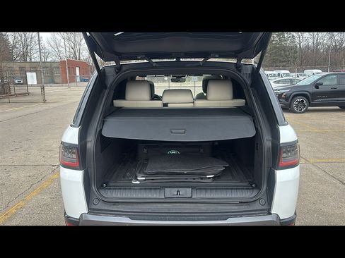 Used 2021 Land Rover Range Rover Sport HSE Silver Edition image 29