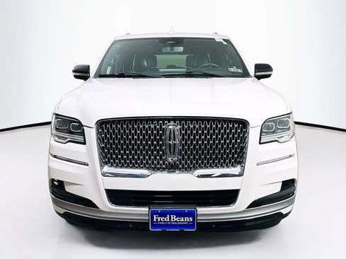 Certified 2023 Lincoln Navigator L Reserve AWD/4WD image 2