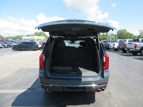 Certified 2026 GMC Yukon AT4 AWD/4WD image 8