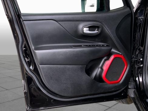 Used 2023 Jeep Renegade Trailhawk w/ Sun/Sound Group AWD/4WD image 22