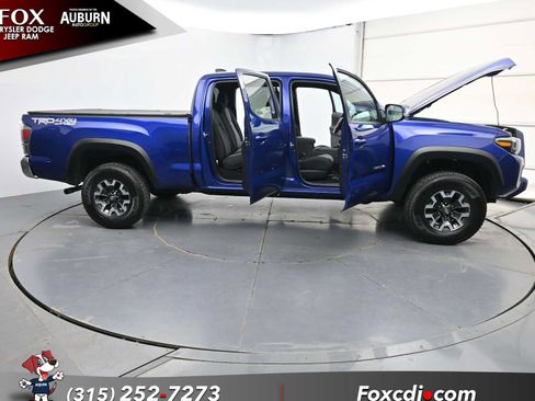 Used 2023 Toyota Tacoma TRD Off-Road AWD/4WD image 40