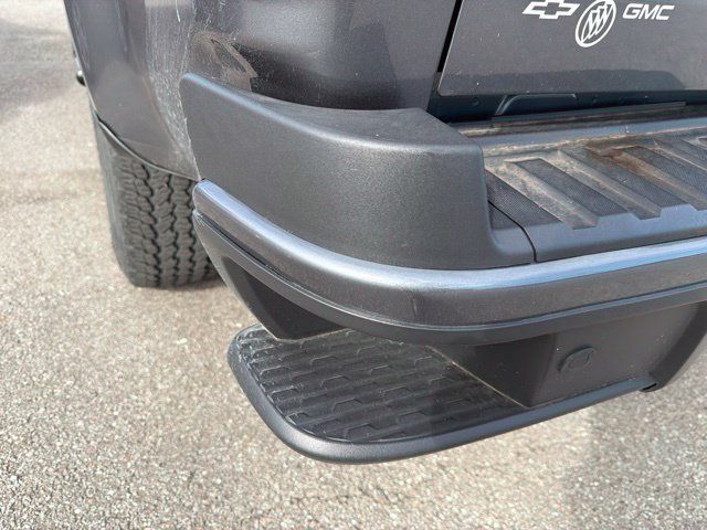Used 2021 Chevrolet Colorado Z71 w/ Safety Package AWD/4WD image 23