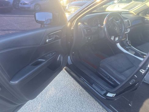 Used 2015 Honda Accord Sport image 6