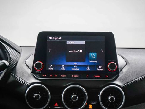 Used 2021 Nissan Sentra SV image 14