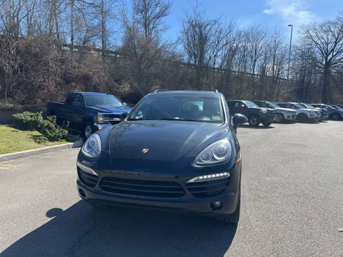 Used 2012 Porsche Cayenne S image 6