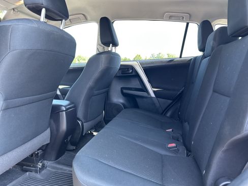 Used 2017 Toyota RAV4 LE w/ Carpet Mat Package FWD image 11
