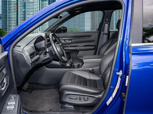 Certified 2025 Honda CR-V Sport-L image 18