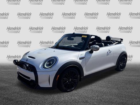 Used 2024 MINI Cooper S image 5