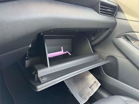 Used 2024 Nissan Altima 2.5 SR image 27