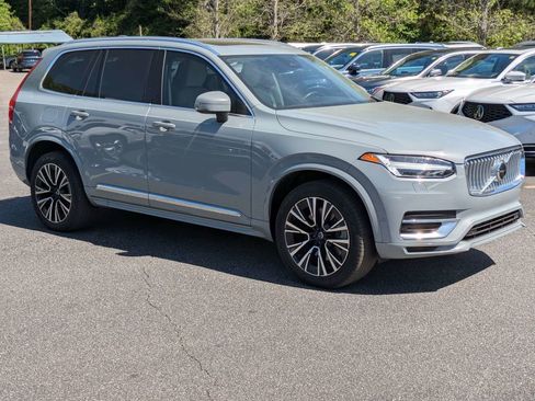 Certified 2025 Volvo XC90 T8 Plus w/ Protection Package Premier AWD/4WD image 8