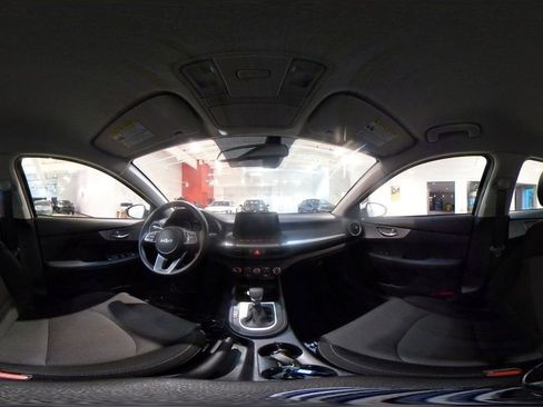 Used 2024 Kia Forte LXS image 40