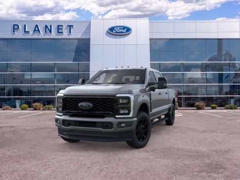 New 2026 Ford F250 Lariat w/ Black Appearance Package AWD/4WD image 2