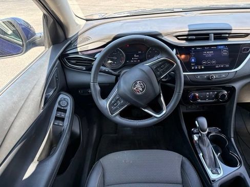 Used 2023 Buick Encore GX Preferred w/ Cold Weather Comfort Package AWD/4WD image 19