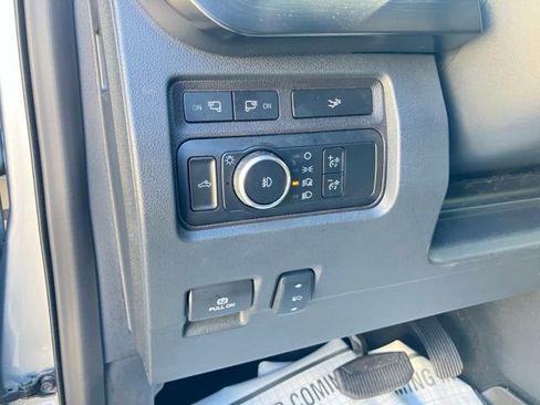 Used 2024 Ford F250 Lariat w/ Lariat Ultimate Package image 25