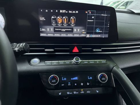 Used 2023 Hyundai Elantra SEL w/ Convenience Package FWD image 20