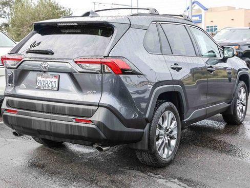 Certified 2023 Toyota RAV4 XLE Premium image 23