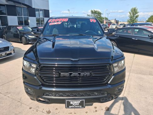 Used 2019 RAM 1500 Big Horn AWD/4WD image 3