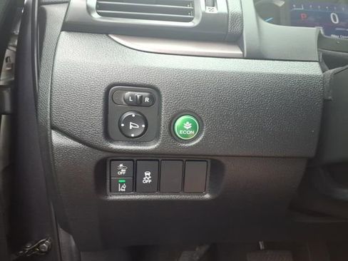 Certified 2022 Honda Pilot Special Edition image 15