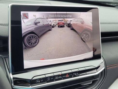 New 2026 Jeep Compass Trailhawk w/ Sun, Sound & Navigation Group image 17