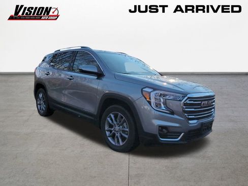 Used 2023 GMC Terrain SLT w/ LPO, Floor Liner Package image 3