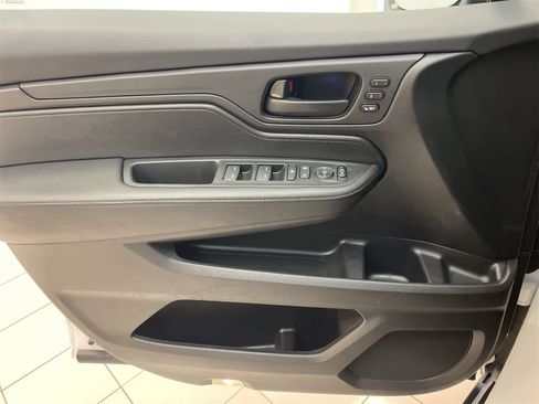 Certified 2025 Honda Odyssey EX-L image 16