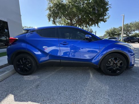 Used 2020 Toyota C-HR LE FWD image 10