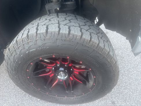 Used 2020 Chevrolet Silverado 1500 LT w/ Fleet Comfort Package image 8