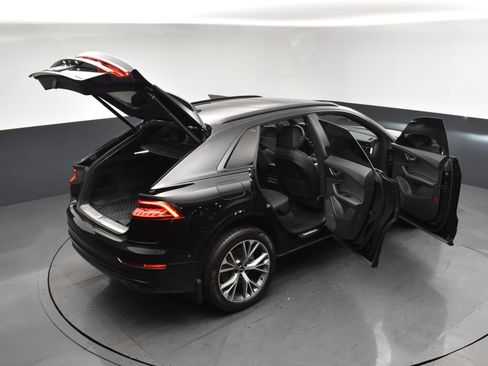 Used 2021 Audi Q8 Premium w/ Black Optic Package AWD/4WD image 33