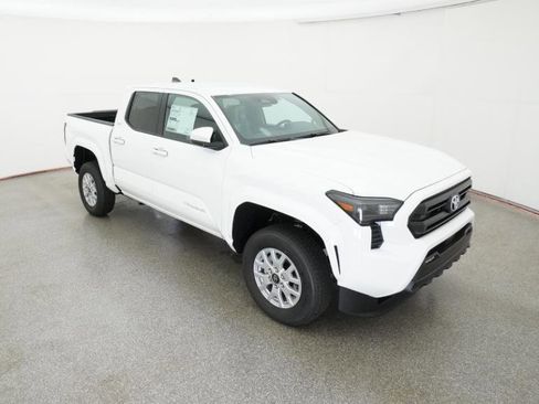 New 2026 Toyota Tacoma SR5 RWD image 16