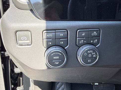 New 2026 Chevrolet Silverado 1500 LT Trail Boss w/ LT Trail Boss Premium Package AWD/4WD image 30