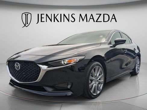 Used 2023 MAZDA MAZDA3 s FWD image 4