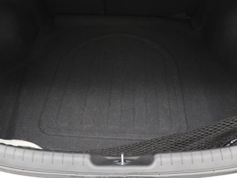 Used 2023 Hyundai Elantra Limited image 32