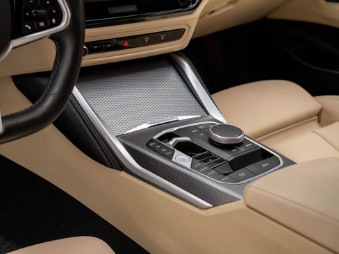 Certified 2025 BMW 440i xDrive Convertible w/ Premium Package image 12