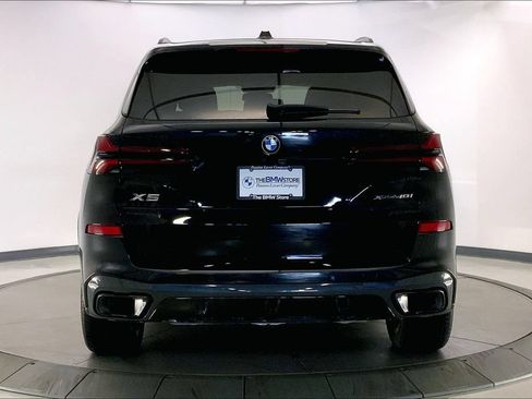 Certified 2024 BMW X5 xDrive40i w/ M Sport Package AWD/4WD image 3