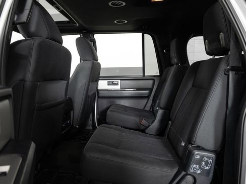 Used 2016 Ford Expedition EL XLT image 18