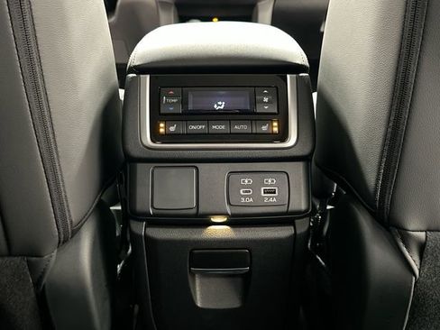 New 2026 Subaru Ascent Limited Bronze AWD/4WD image 20