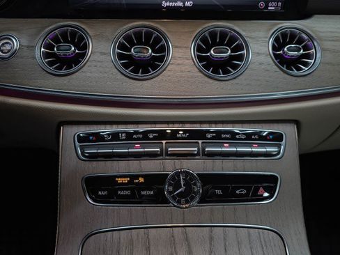 Used 2019 Mercedes-Benz E 450 4MATIC Cabriolet image 26