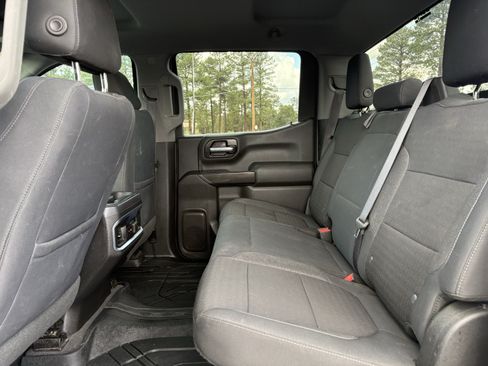 Used 2019 Chevrolet Silverado 1500 LT w/ All-Star Edition RWD image 14