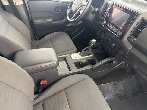 Used 2022 Nissan Frontier S AWD/4WD image 21