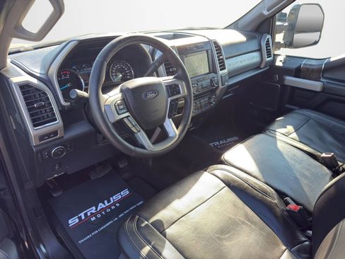 Used 2018 Ford F350 Lariat w/ Camper Package image 12