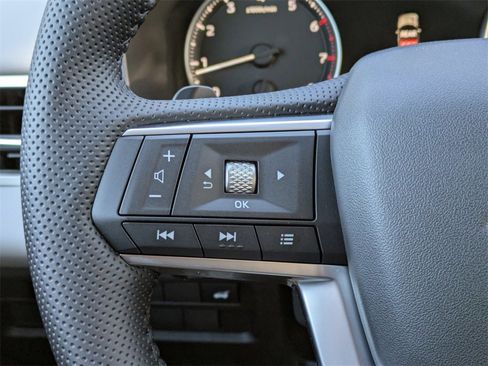 New 2025 Mitsubishi Outlander SE image 26