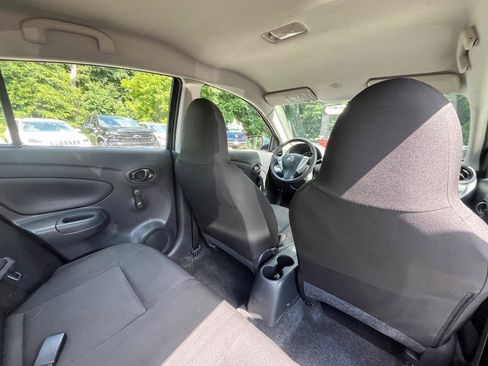 Used 2017 Nissan Versa S FWD image 29