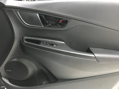 Used 2021 Hyundai Kona Night FWD image 22