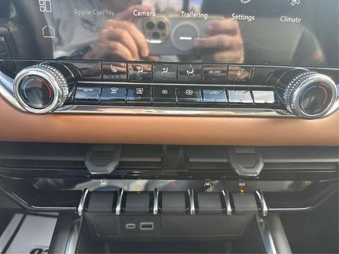 New 2026 GMC Canyon AT4 image 15