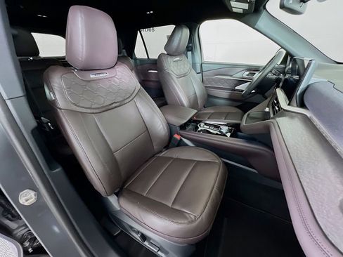 New 2026 Ford Explorer Platinum w/ LUX Leather Package image 19