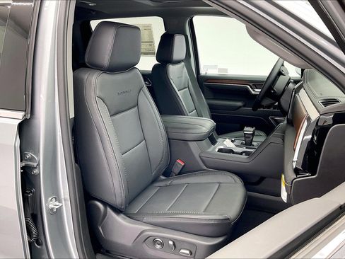 New 2026 GMC Sierra 1500 Denali image 9